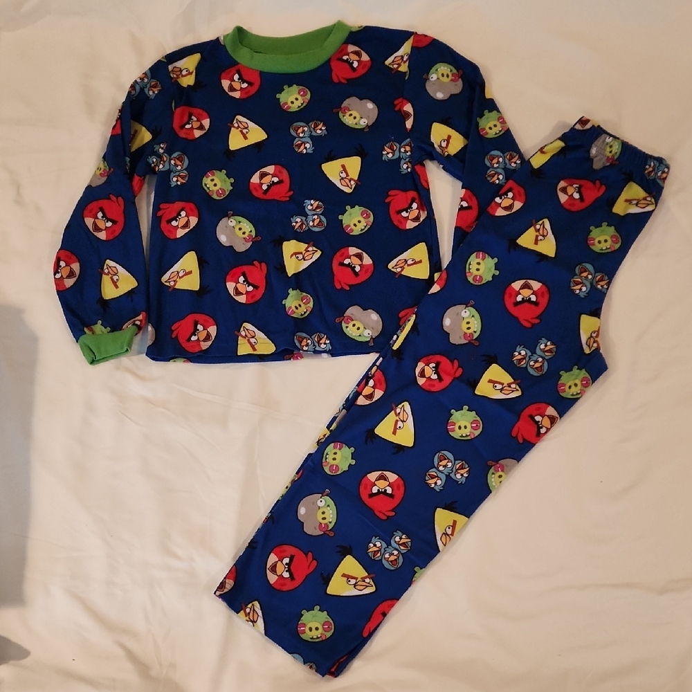 Angry Birds Pajama Set - Size Medium